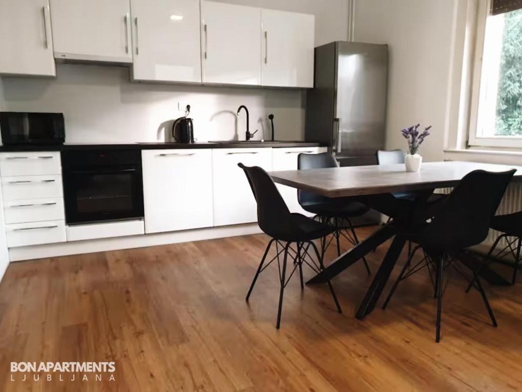 Huge Bbq Garden 2, Spacious Flat, Ac, Free Parking 2 Любляна Екстериор снимка